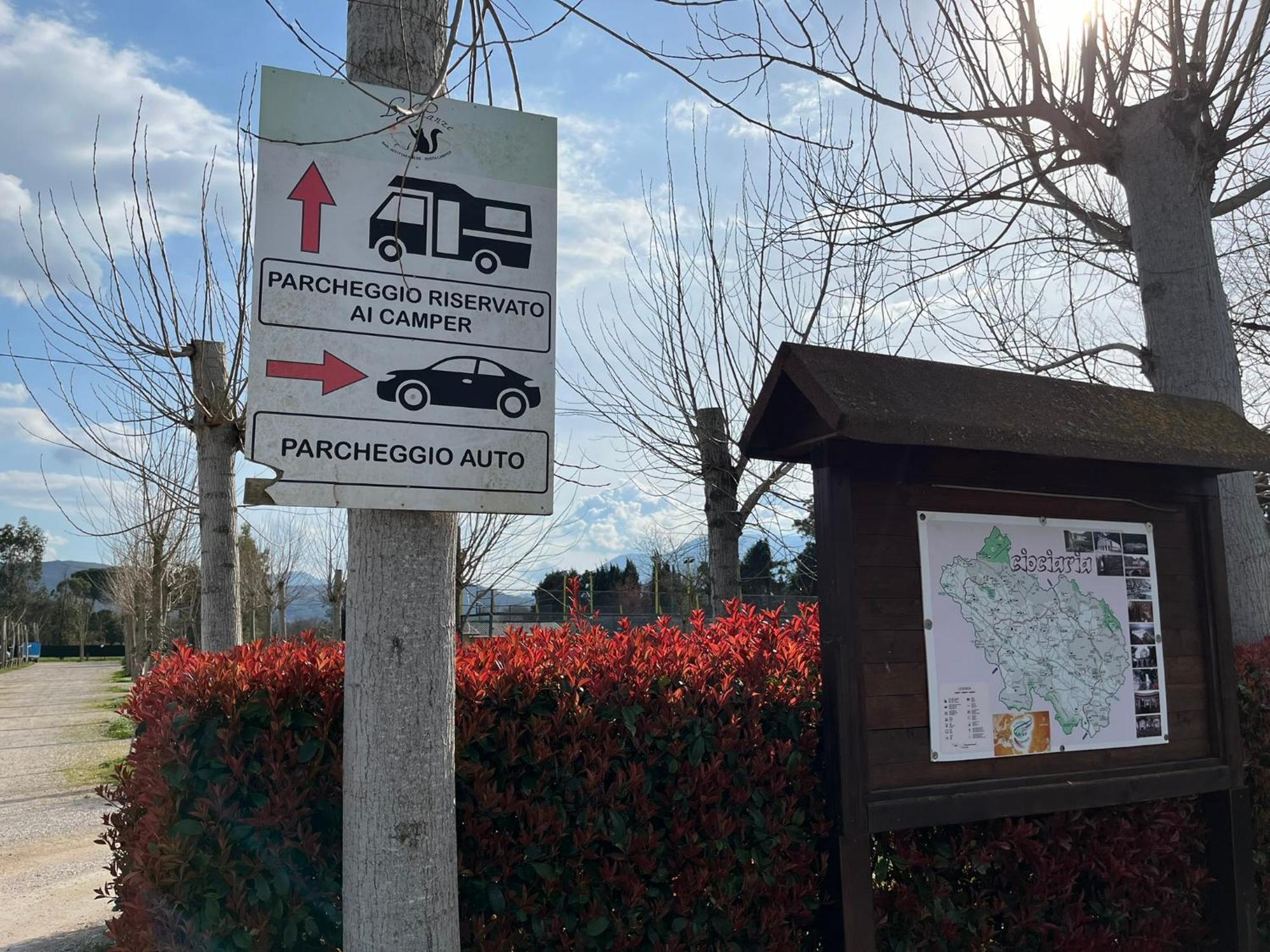 Le Ganze Bed & Breakfast Чепрано Екстериор снимка