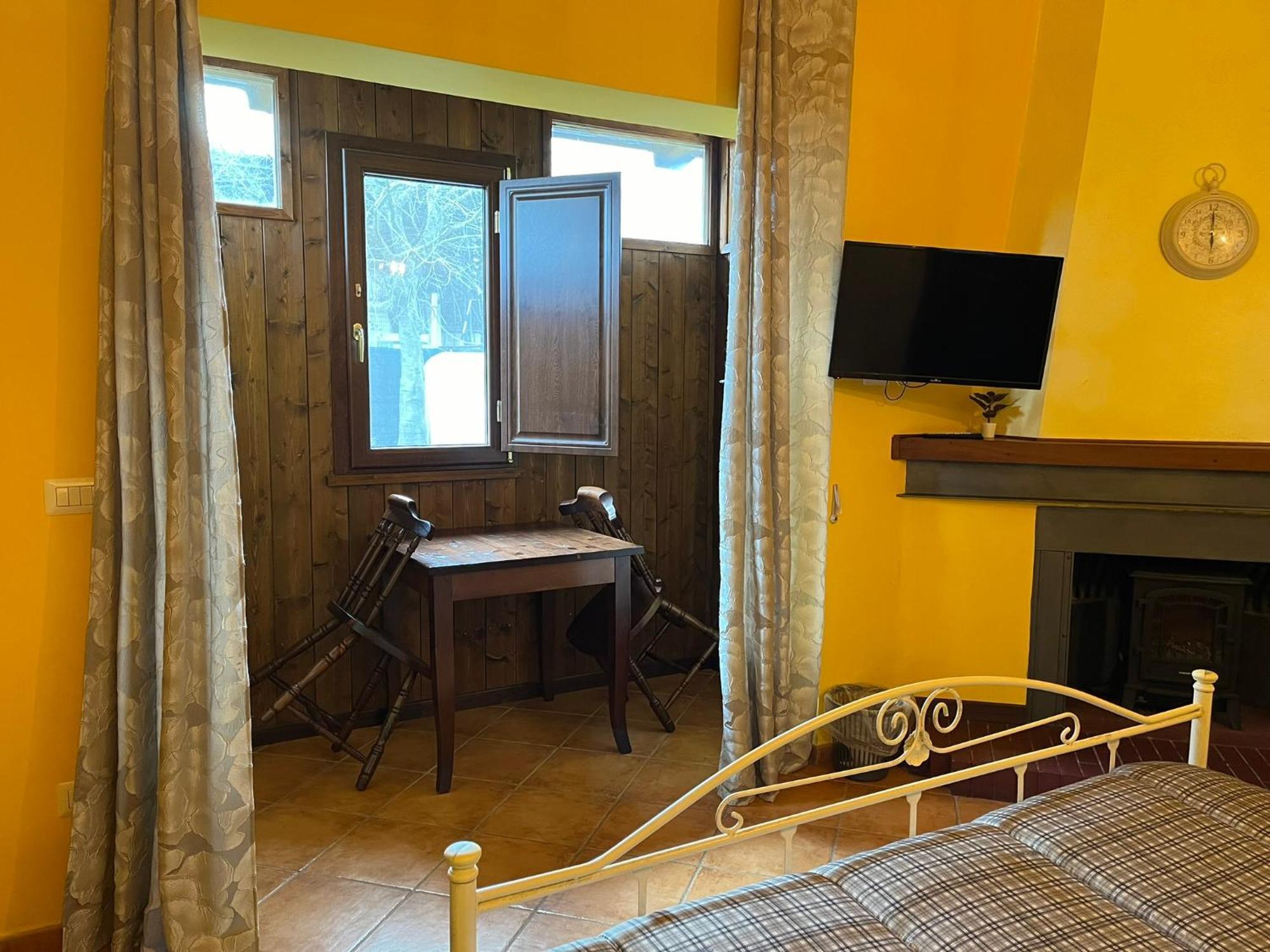 Le Ganze Bed & Breakfast Чепрано Екстериор снимка