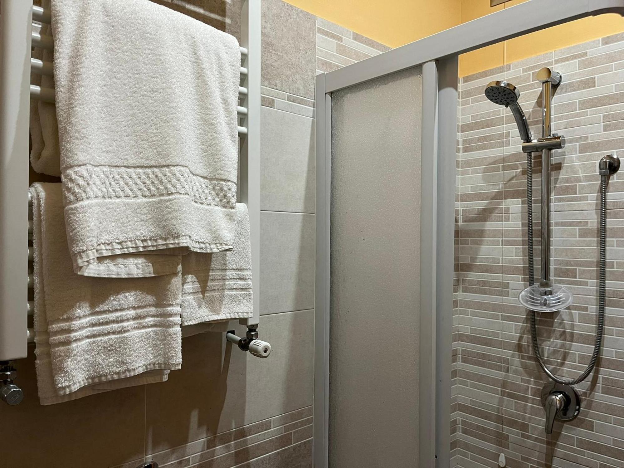 Le Ganze Bed & Breakfast Чепрано Стая снимка