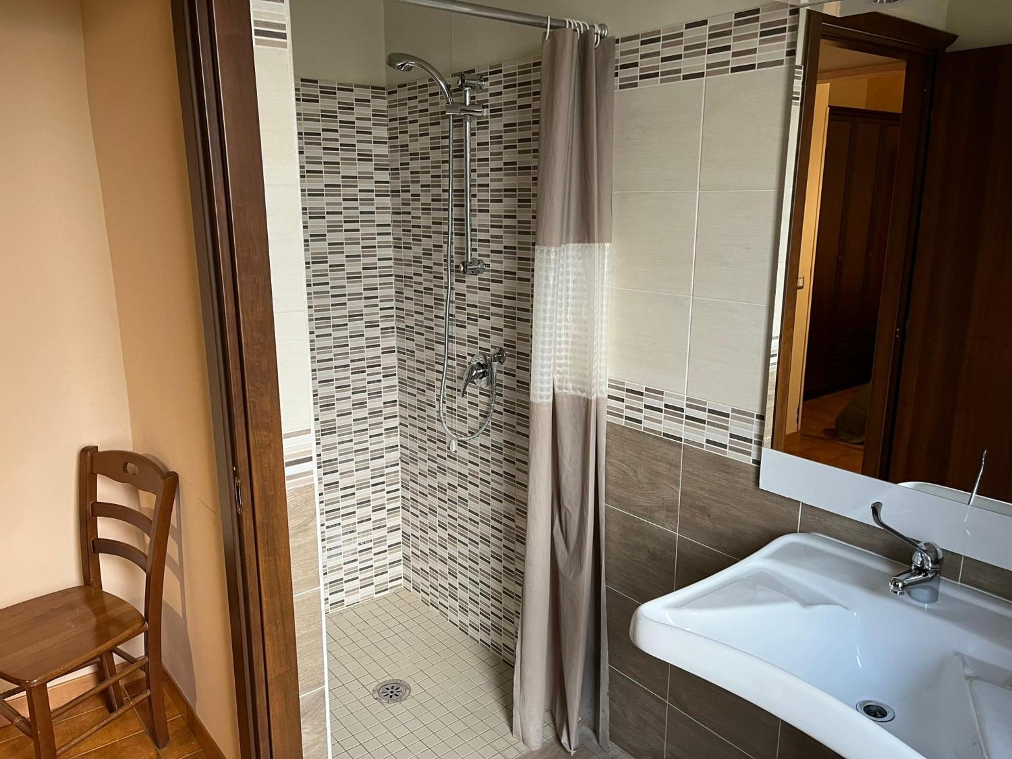 Le Ganze Bed & Breakfast Чепрано Стая снимка